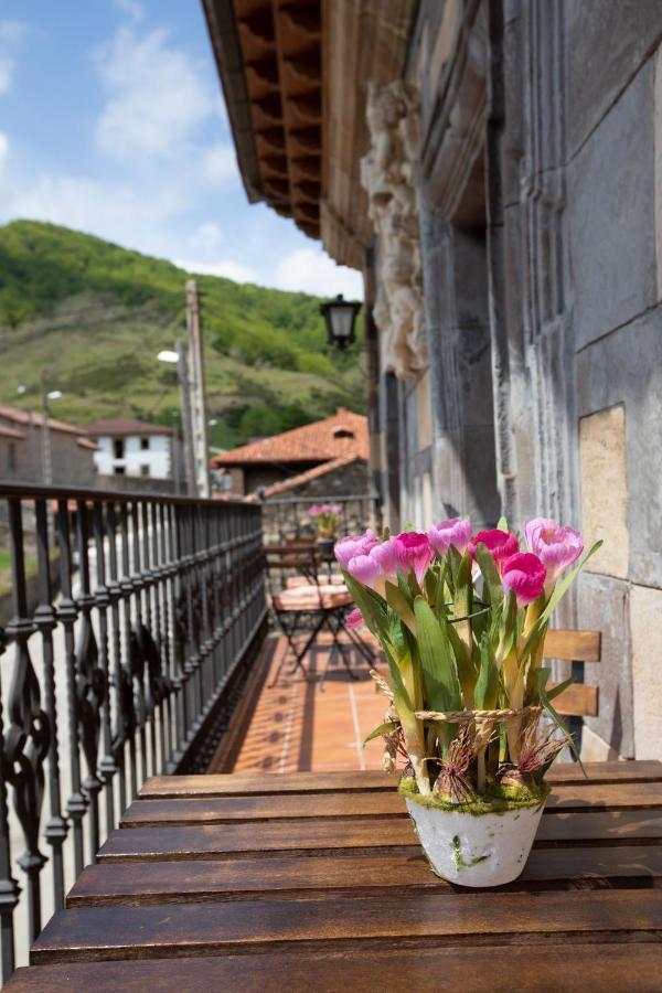 La Casona De Lombrana, En Polaciones Exterior foto